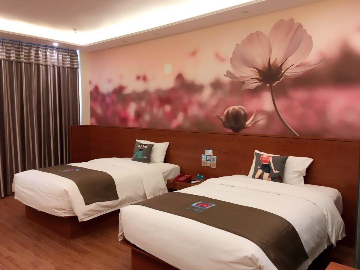 Pai Hotel Guiyang Fountain Modern Capital Exterior photo