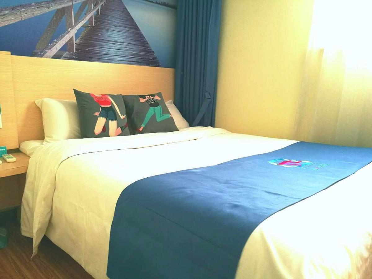 Pai Hotel Guiyang Fountain Modern Capital Exterior photo